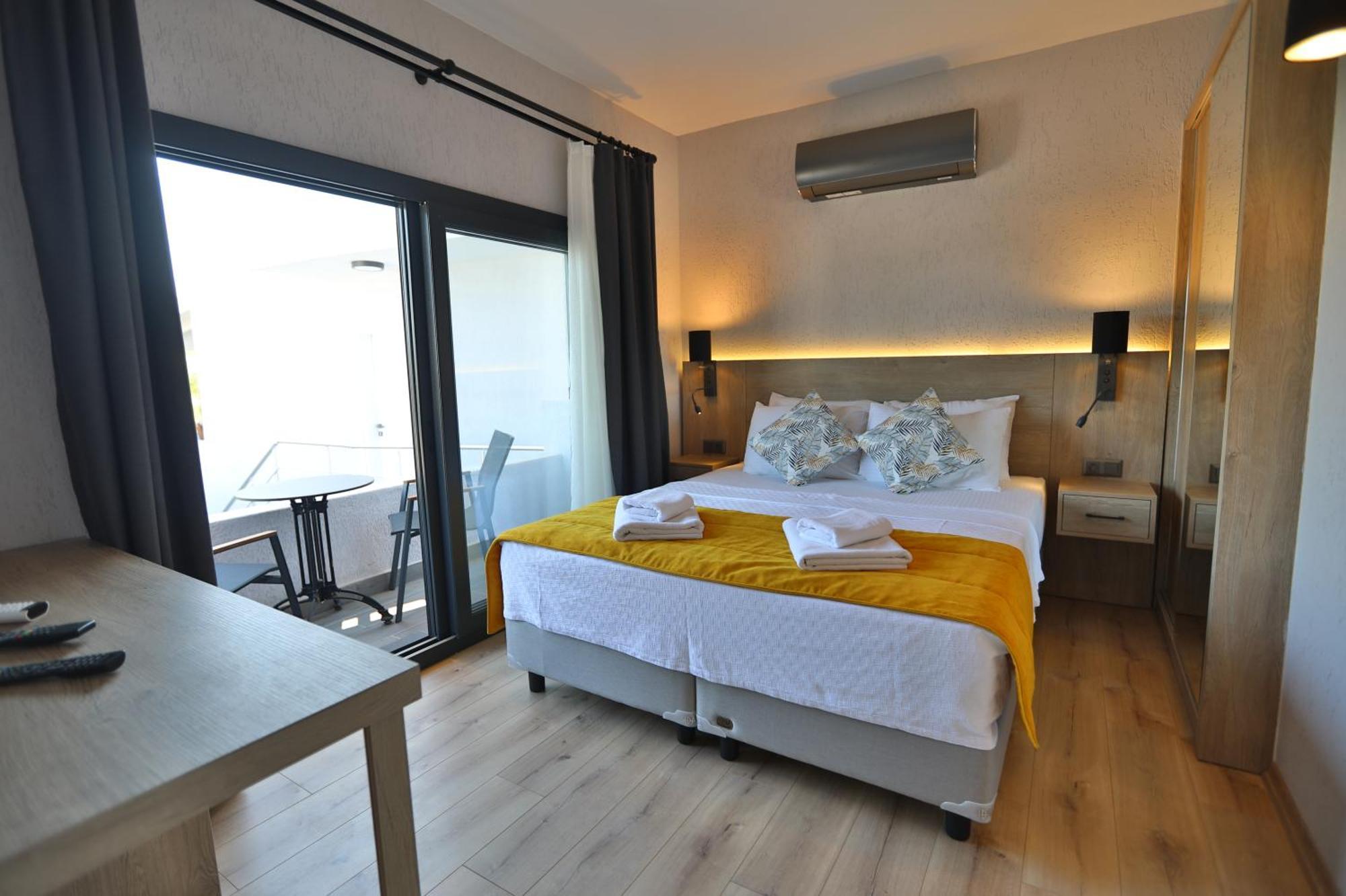 Ali'S Hotel Beach Bodrum Екстериор снимка